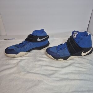 Kyrie Irving Nike Basketball Shoes Size US 11.5, Blue w/ Black Strap
